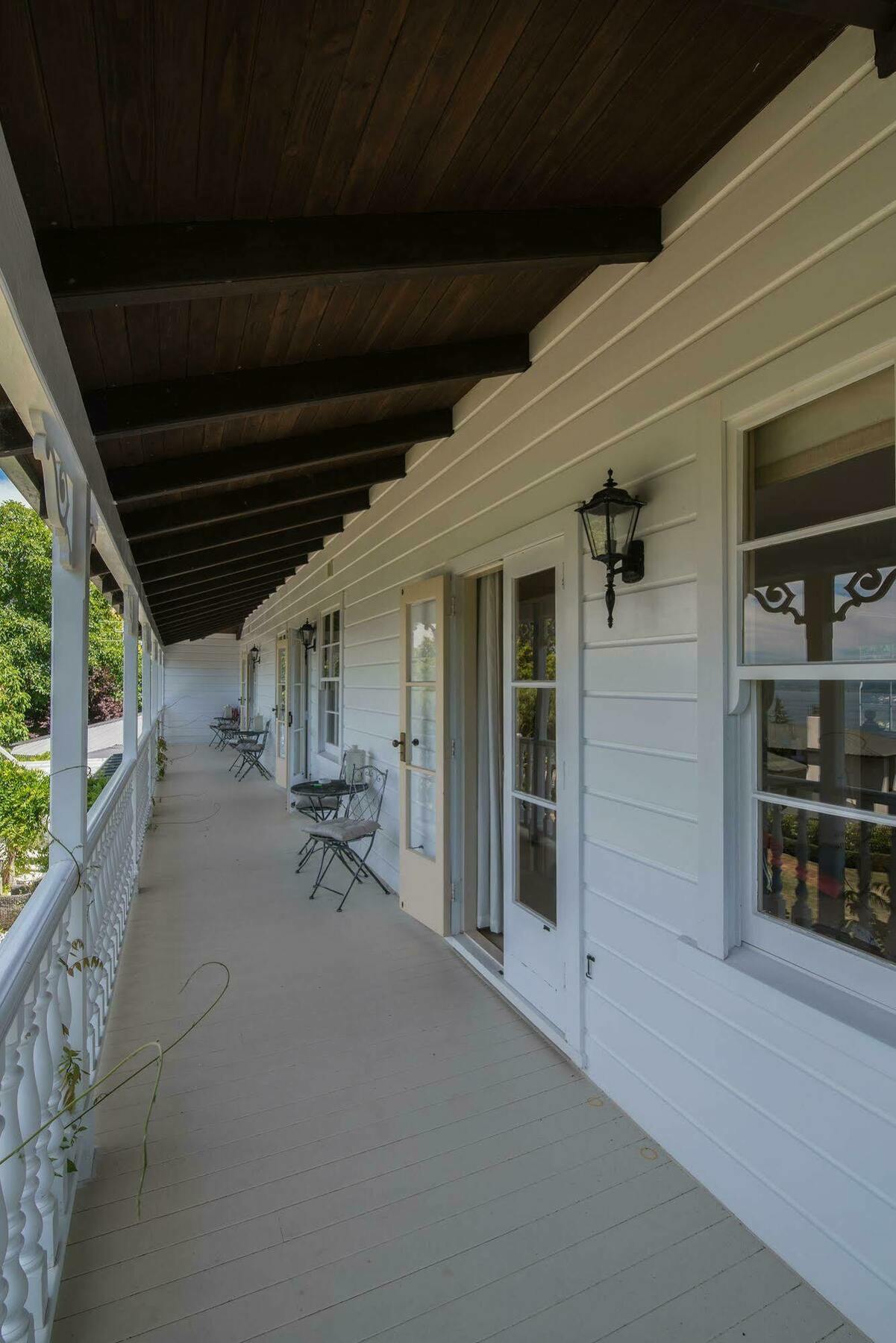 Bellevue Boutique Lodge Taupo Exterior photo